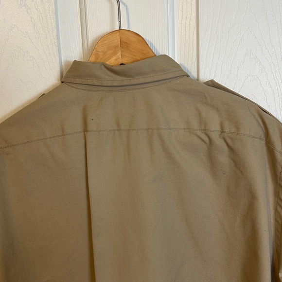 Willis & Geiger Men's Khaki hunting Shirt.Size L.Preowned, good condition - Picture 6 of 15
